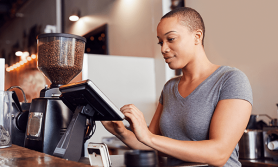 Vantagens de ter um Self-checkout em sua loja Vantagens de ter um Self-checkout em sua loja